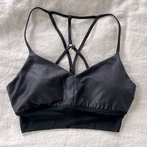 Alo Yoga lavish bra in black glossy/mesh size Small